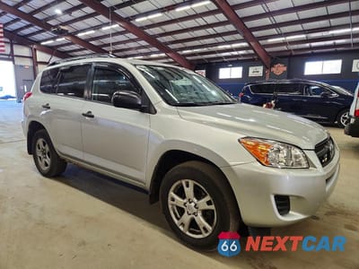 Czwarte zdjęcie samochodu z boku: 2010 TOYOTA RAV4 BASE VIN:2T3BK4DV5AW014747 - miniatura