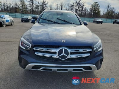 Piąte zdjęcie samochodu w środku: 2022 MERCEDES-BENZ GLC 300 VIN:W1N0G8DB1NG048863 - miniatura