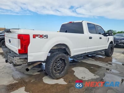 Trzecie zdjęcie samochodu z tyłu: 2017 FORD F250 SUPER DUTY VIN:1FT7W2B61HEE56209 - miniatura