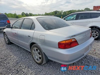 Drugie zdjęcie samochodu z przodu: 2000 ACURA 3.2TL VIN:19UUA5665YA041139 - miniatura