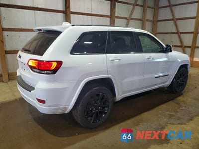 Trzecie zdjęcie samochodu z tyłu: 2021 JEEP GRAND CHEROKEE LAREDO VIN:1C4RJFAG9MC587967 - miniatura