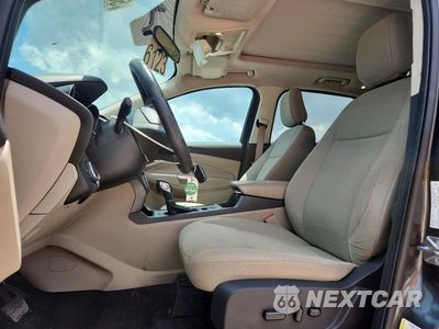 Zdjęcie 7 z 13 samochodu: 2018 FORD ESCAPE SE VIN:1FMCU0GD6JUC10778 - miniatura