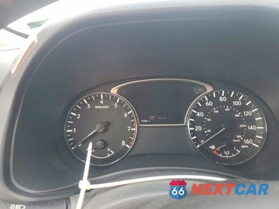 Zdjęcie 9 z 13 samochodu: 2018 NISSAN PATHFINDER SL VIN:5N1DR2MN5JC633033 - miniatura
