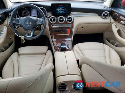 Zdjęcie 8 z 13 samochodu: 2016 MERCEDES-BENZ GLC 300 4MATIC VIN:WDC0G4KB5GF092015 - miniatura