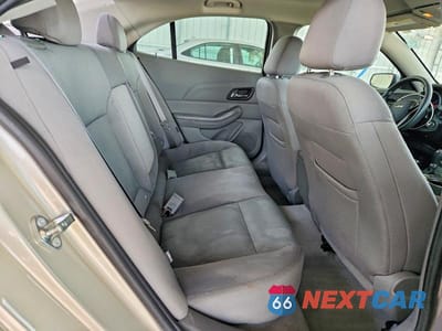 Zdjęcie 10 z 12 samochodu: 2015 CHEVROLET MALIBU LS VIN:1G11A5SL5FF259829 - miniatura