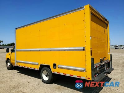 Drugie zdjęcie samochodu z przodu: 2022 FORD E350 BOX TRUCK VIN:1FDWE3FN4NDC11715 - miniatura