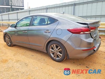 Drugie zdjęcie samochodu z przodu: 2018 HYUNDAI ELANTRA VALUE EDITION VIN:5NPD84LF1JH357029 - miniatura