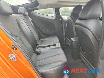 Zdjęcie 11 z 13 samochodu: 2012 HYUNDAI VELOSTER BASE VIN:KMHTC6AD6CU030136 - miniatura