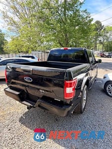 Czwarte zdjęcie samochodu z boku: 2019 FORD F150 SUPERCREW VIN:1FTEW1EP0KKC00643 - miniatura
