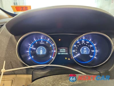 Zdjęcie 9 z 11 samochodu: 2011 HYUNDAI SONATA GLS VIN:5NPEB4AC9BH171979 - miniatura