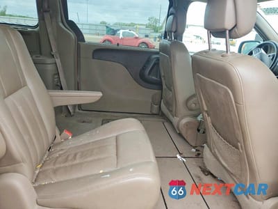 Zdjęcie 11 z 13 samochodu: 2012 CHRYSLER TOWN & COUNTRY TOURING L VIN:2C4RC1CG6CR170855 - miniatura