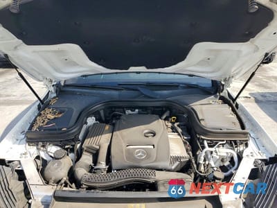 Zdjęcie 11 z 13 samochodu: 2019 MERCEDES-BENZ GLC 300 VIN:WDC0G4JB3KF593074 - miniatura