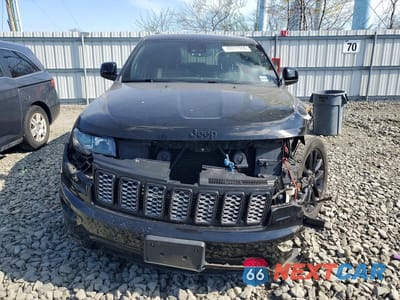 Piąte zdjęcie samochodu w środku: 2020 JEEP GRAND CHEROKEE LAREDO VIN:1C4RJFAG3LC157494 - miniatura
