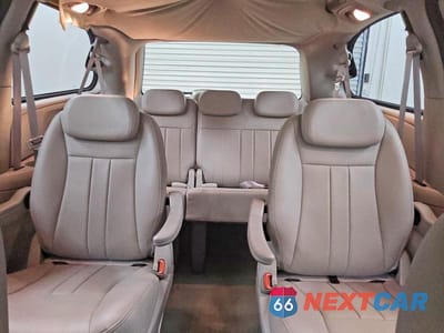 Zdjęcie 10 z 13 samochodu: 2006 DODGE GRAND CARAVAN SXT VIN:2D4GP44LX6R792875 - miniatura