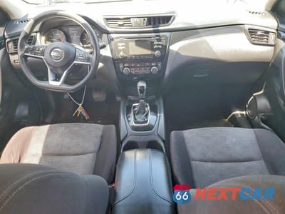 Zdjęcie 8 z 13 samochodu: 2018 NISSAN ROGUE SPORT SV VIN:JN1BJ1CP2JW182161 - miniatura