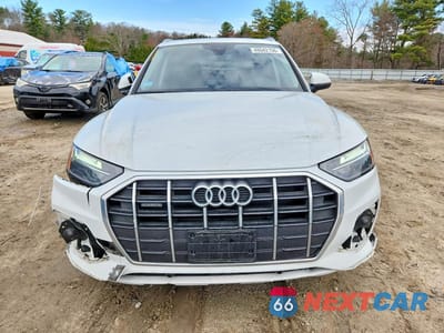 Piąte zdjęcie samochodu w środku: 2021 AUDI Q5 PREMIUM VIN:WA1AAAFY3M2033356 - miniatura