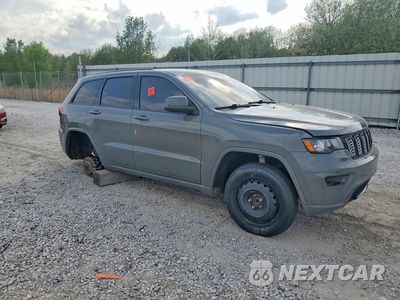 Czwarte zdjęcie samochodu z boku: 2021 JEEP GRAND CHEROKEE LAREDO VIN:1C4RJEAG5MC798402 - miniatura