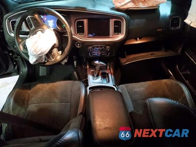 Zdjęcie 8 z 11 samochodu: 2020 DODGE CHARGER SCAT PACK VIN:2C3CDXGJ7LH197231 - miniatura
