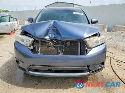 Piąte zdjęcie samochodu w środku: 2013 TOYOTA HIGHLANDER BASE VIN:5TDZA3EH6DS034581 - miniatura