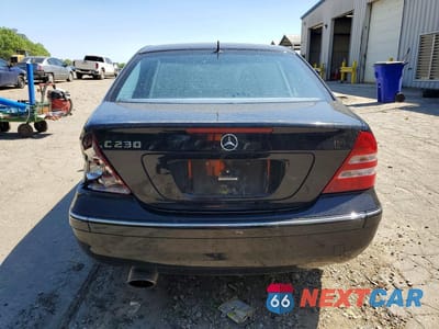 Zdjęcie 6 z 12 samochodu: 2006 MERCEDES-BENZ C 230 VIN:WDBRF52H56A891409 - miniatura