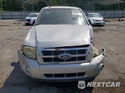 Piąte zdjęcie samochodu w środku: 2011 FORD ESCAPE XLT VIN:1FMCU0DG7BKA52902 - miniatura
