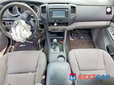 Zdjęcie 8 z 12 samochodu: 2014 TOYOTA TACOMA ACCESS CAB VIN:5TFTX4CN0EX043064 - miniatura