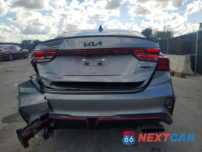 Zdjęcie 6 z 12 samochodu: 2023 KIA FORTE GT VIN:3KPF44AC2PE625368 - miniatura