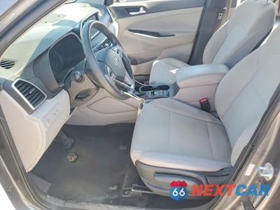 Zdjęcie 7 z 12 samochodu: 2019 HYUNDAI TUCSON SE VIN:KM8J23A43KU918351 - miniatura