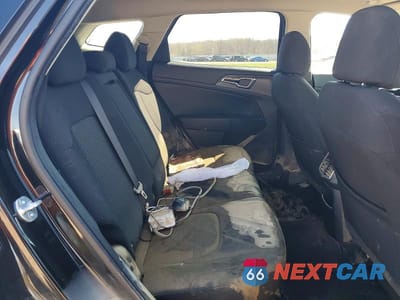Zdjęcie 11 z 13 samochodu: 2023 KIA SPORTAGE LX VIN:KNDPU3AF4P7176428 - miniatura
