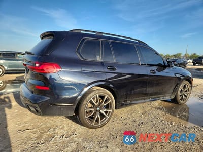Trzecie zdjęcie samochodu z tyłu: 2022 BMW X7 XDRIVE40I VIN:5UXCW2C08N9M13241 - miniatura