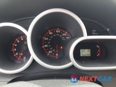 Zdjęcie 9 z 12 samochodu: 2010 TOYOTA MATRIX BASE VIN:2T1KU4EEXAC480239 - miniatura