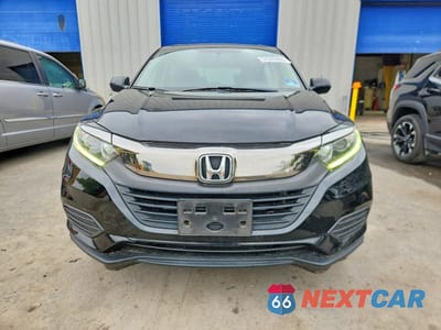 Piąte zdjęcie samochodu w środku: 2019 HONDA HR-V LX VIN:3CZRU6H35KG704295 - miniatura