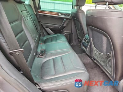 Zdjęcie 11 z 14 samochodu: 2011 VOLKSWAGEN TOUAREG V6 VIN:WVGFF9BP6BD000664 - miniatura