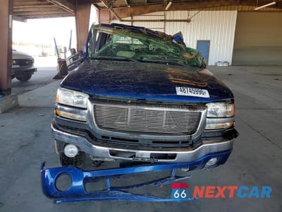 Piąte zdjęcie samochodu w środku: 2003 GMC SIERRA K2500 HEAVY DUTY VIN:1GTHK231X3F192350 - miniatura