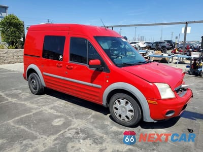 Czwarte zdjęcie samochodu z boku: 2012 FORD TRANSIT CONNECT XLT VIN:NM0KS9BN3CT104191 - miniatura