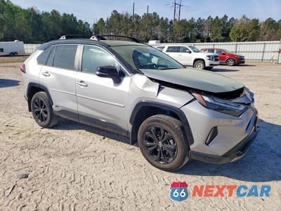 Czwarte zdjęcie samochodu z boku: 2025 TOYOTA RAV4 HYBRID XSE VIN:2T3E6RFV3SW088228 - miniatura