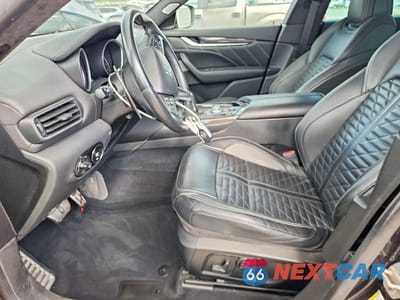 Zdjęcie 7 z 13 samochodu: 2019 MASERATI LEVANTE GTS VIN:ZN661ZUA5KX321300 - miniatura