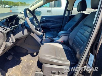 Zdjęcie 7 z 12 samochodu: 2015 FORD ESCAPE SE VIN:1FMCU9G9XFUC80713 - miniatura