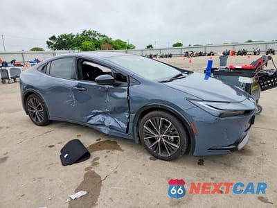 Czwarte zdjęcie samochodu z boku: 2024 TOYOTA PRIUS XLE VIN:JTDACAAU2R3045861 - miniatura