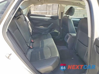 Zdjęcie 10 z 12 samochodu: 2012 VOLKSWAGEN PASSAT SE VIN:1VWBP7A35CC017480 - miniatura