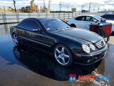 Czwarte zdjęcie samochodu z boku: 2005 MERCEDES-BENZ CL 500 VIN:WDBPJ75J65A044395 - miniatura