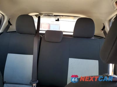 Zdjęcie 10 z 13 samochodu: 2012 TOYOTA PRIUS C THREE VIN:JTDKDTB32C1516168 - miniatura