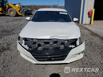 Piąte zdjęcie samochodu w środku: 2018 HONDA ACCORD SPORT VIN:1HGCV1F31JA209105 - miniatura