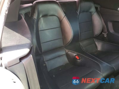 Zdjęcie 10 z 12 samochodu: 2019 FORD MUSTANG VIN:1FATP8UH1K5135698 - miniatura