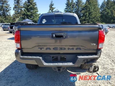 Zdjęcie 6 z 12 samochodu: 2017 TOYOTA TACOMA TRD SPORT VIN:3TMCZ5AN8HM057985 - miniatura