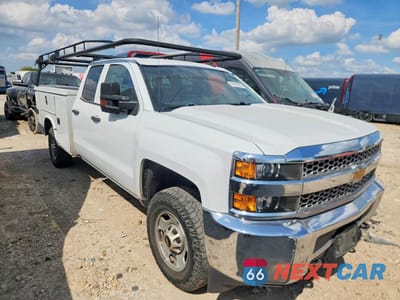 Czwarte zdjęcie samochodu z boku: 2019 CHEVROLET SILVERADO HD UTILITY / SERVICE TRUCK VIN:2GB2CREG0K1241658 - miniatura