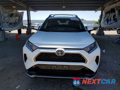 Piąte zdjęcie samochodu w środku: 2021 TOYOTA RAV4 PRIME SE VIN:JTMAB3FV9MD065351 - miniatura