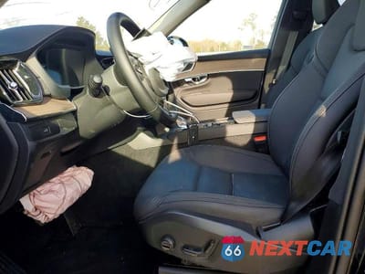 Zdjęcie 7 z 13 samochodu: 2025 VOLVO XC90 PLUS VIN:YV4062PB1S1366853 - miniatura