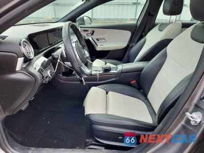 Zdjęcie 7 z 12 samochodu: 2019 MERCEDES-BENZ A 220 4MATIC VIN:WDD3G4FB0KW019484 - miniatura