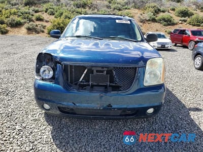 Piąte zdjęcie samochodu w środku: 2007 GMC YUKON VIN:1GKFK13017J308776 - miniatura